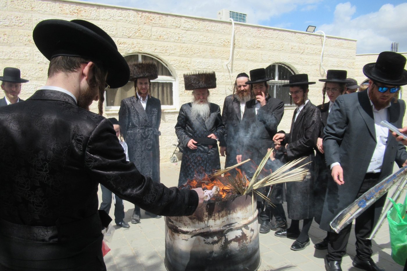 חג הפסח בחצה"ק קרעטשניף קריית גת 