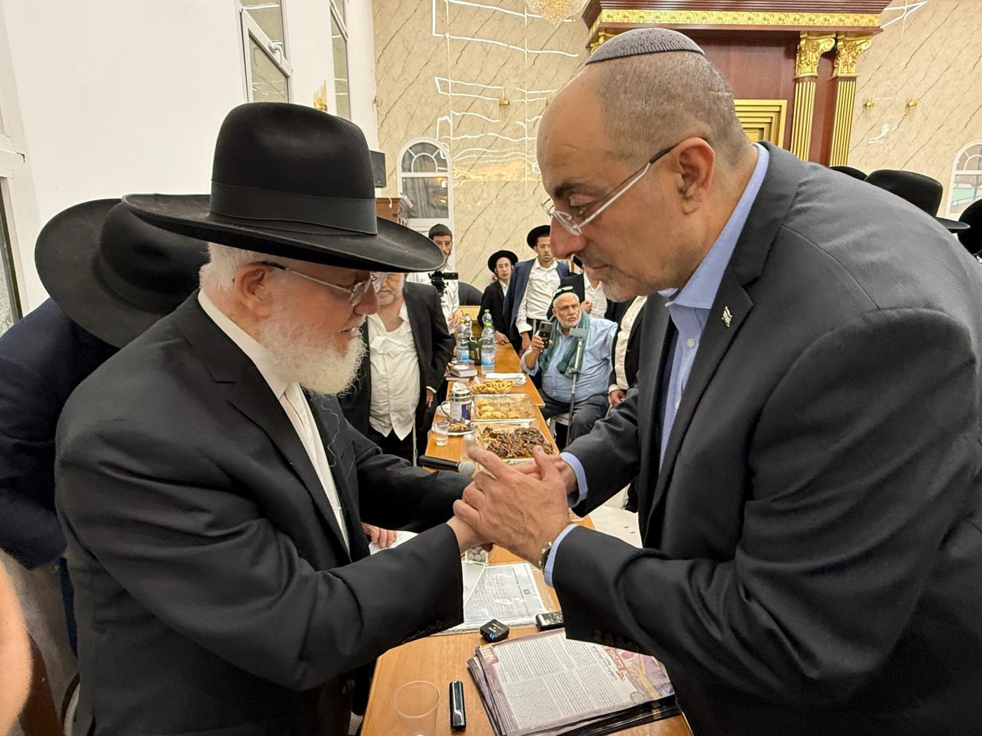 ניחום אבלים על הסתלקות הגר"מ מאזוז זצ"ל