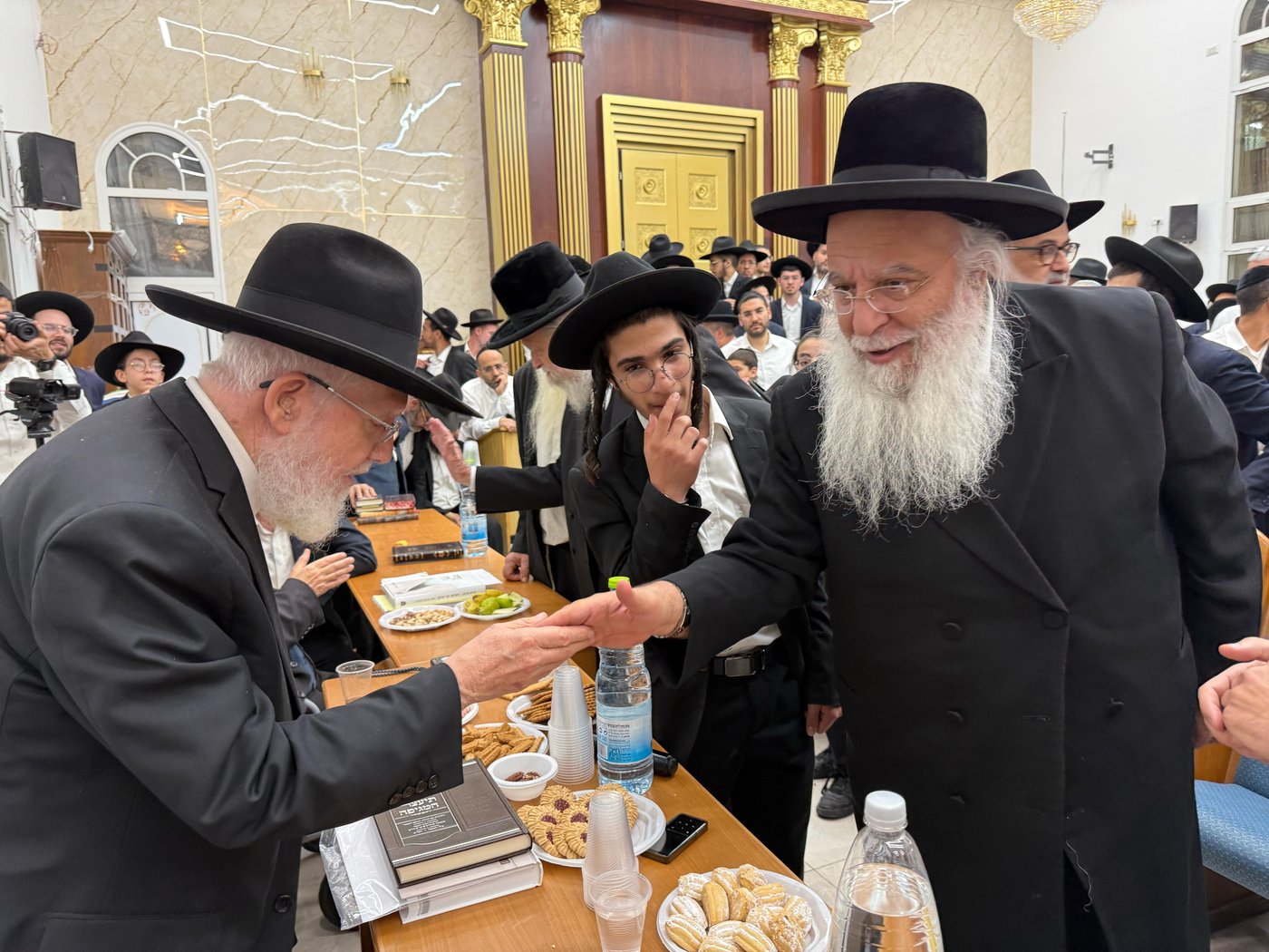 ניחום אבלים על הסתלקות הגר"מ מאזוז זצ"ל