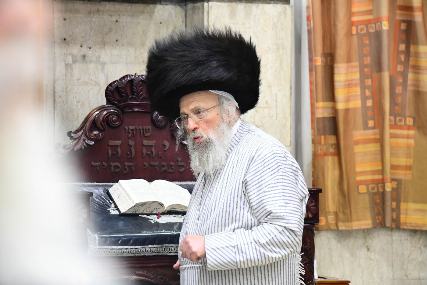 האדמו"ר מפינסק קרלין שבת בב"ב
