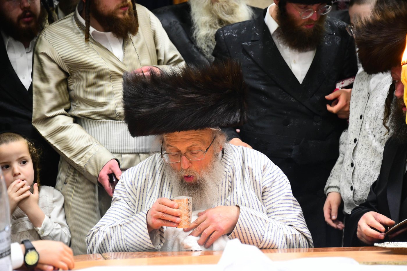 האדמו"ר מפינסק קרלין שבת בב"ב