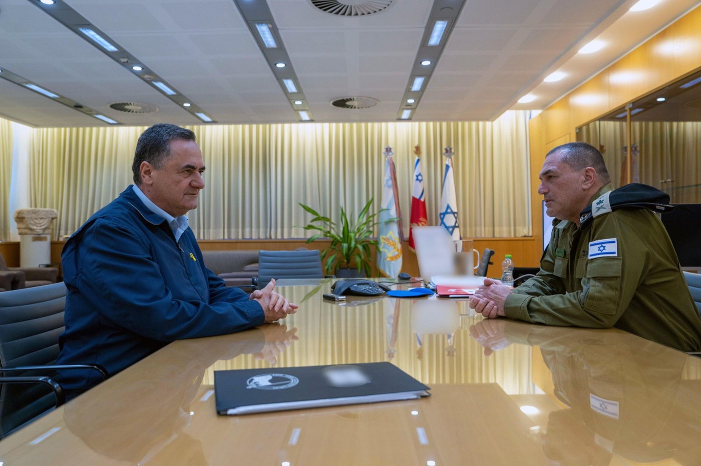 שר הביטחון ישראל כ"ץ לחברי פורום מטכ"ל: "לא נאפשר לאיראן נשק גרעיני"