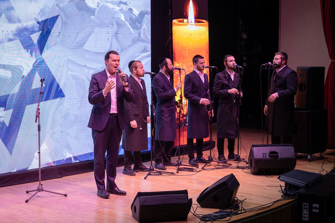 האירוע התקיים בשיתוף אתר ׳כיכר השבת׳ במסגרתו צפו הגולשים בערב המרגש בשידור חי