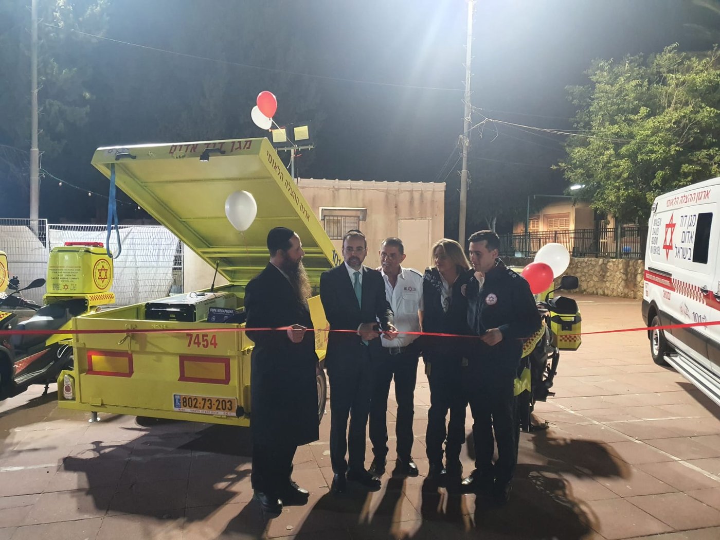 מד"א חונך אמבולנס ממוגן ירי ושירותי הצלה חדשים בעמנואל