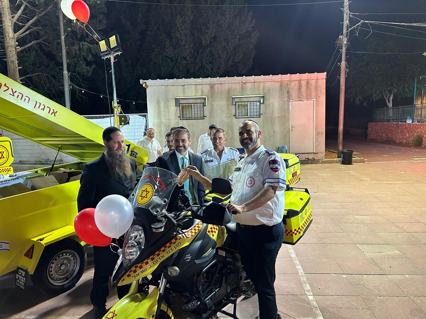 מד"א חונך אמבולנס ממוגן ירי ושירותי הצלה חדשים בעמנואל