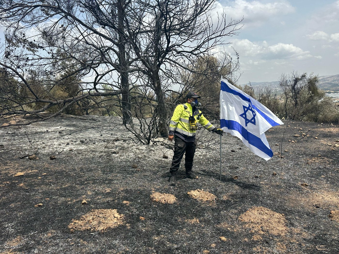 הרי ירושלים: תמונות וסרטונים קשים ביום שאחרי השריפה