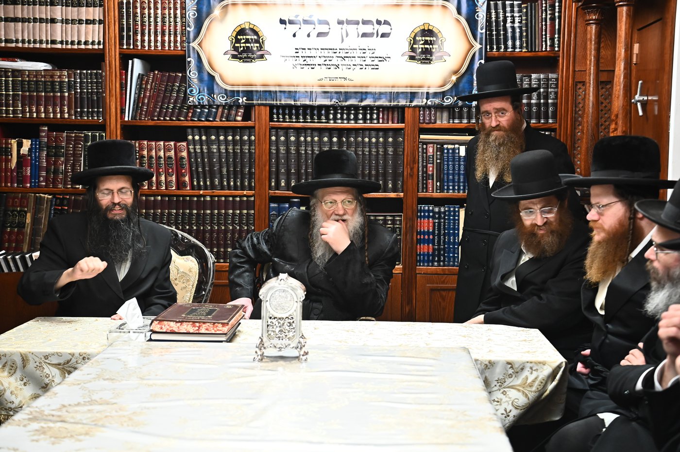 מבחן הוראה בבית האדמו"ר ממודז'יץ
