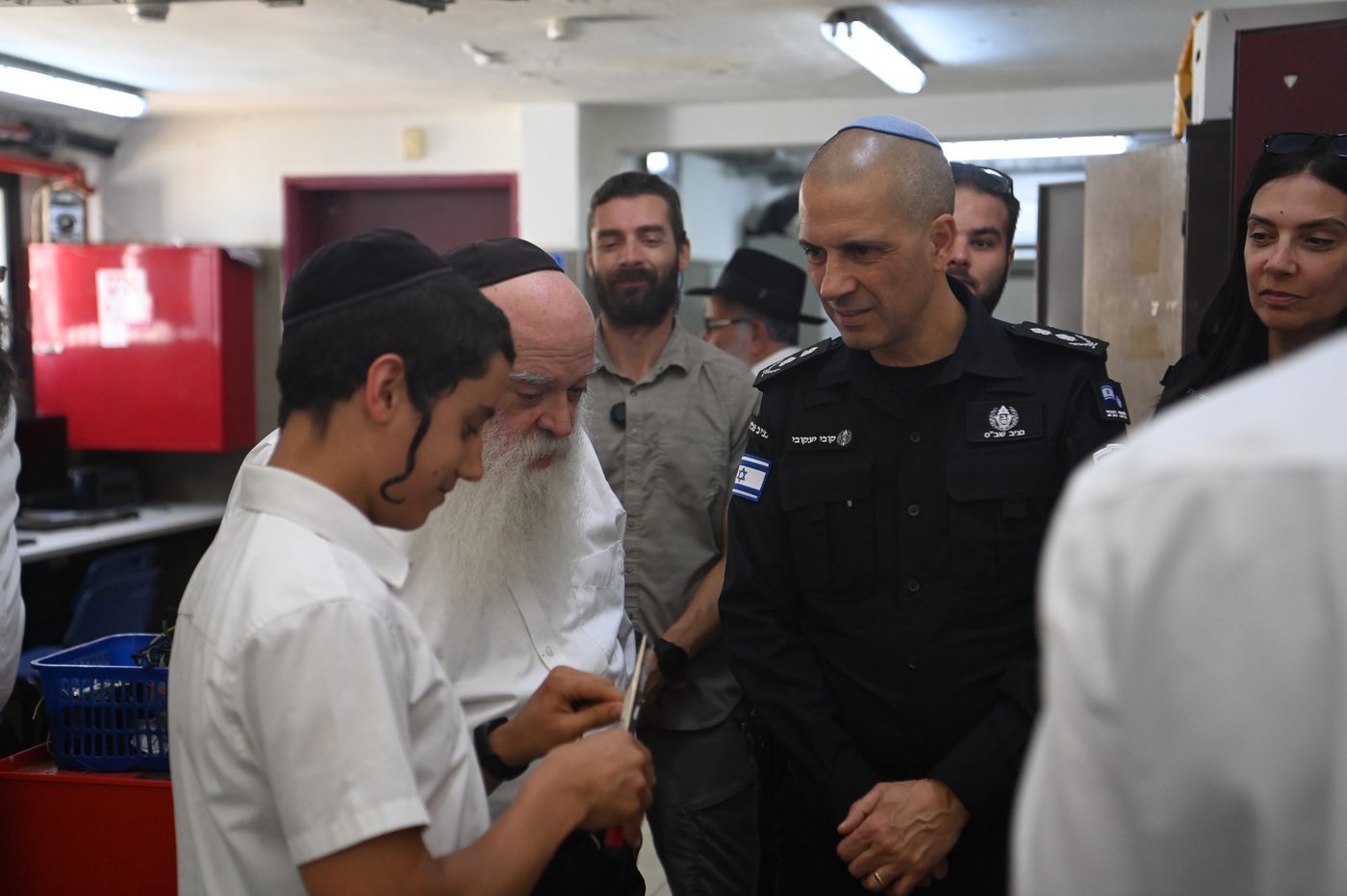 קצינים בכירים משירות בתי הסוהר בביקור בכפר חב"ד