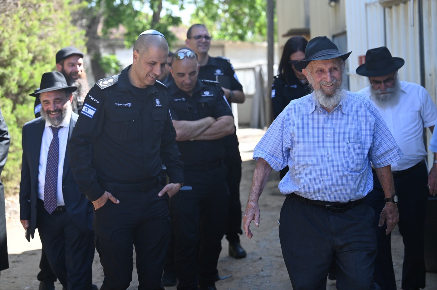 קצינים בכירים משירות בתי הסוהר בביקור בכפר חב"ד