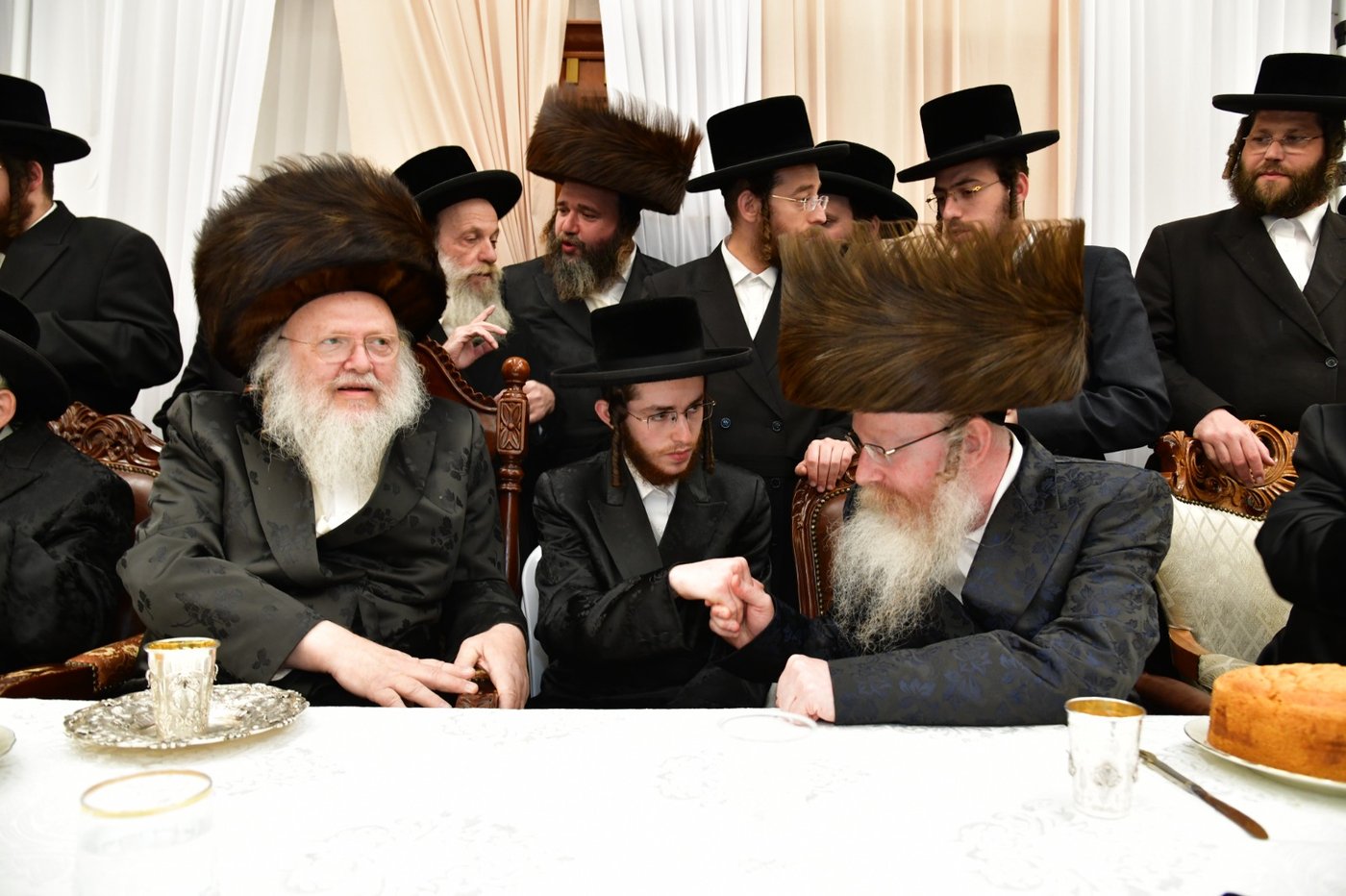 שמחת האירוסין בחצה"ק קרעטשניף ק"ג - קומרנא ב"ש