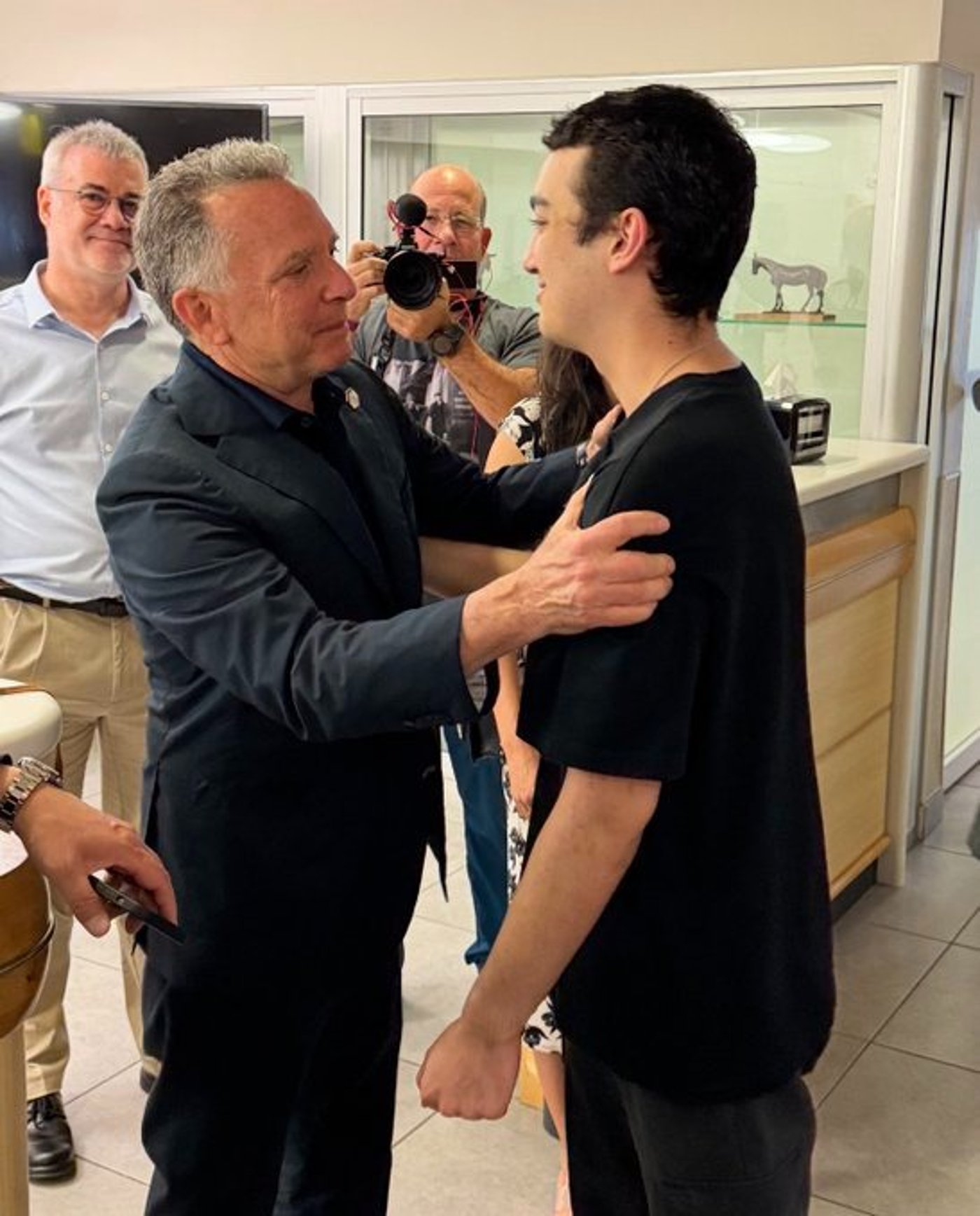 סטיב וויטקוף עם עידן אלכסנדר בבית החולים, הבוקר