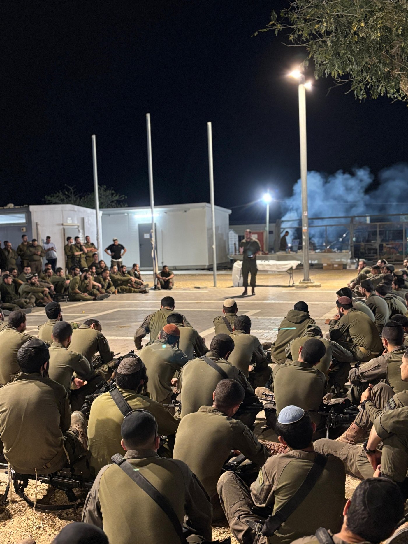 גדוד נצח יהודה חוגג את ל"ג בעומר בהילולה סמוך לגבול רצועת עזה