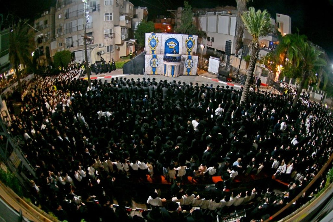 ל"ג בעומר בחצה"ק ויז'ניץ