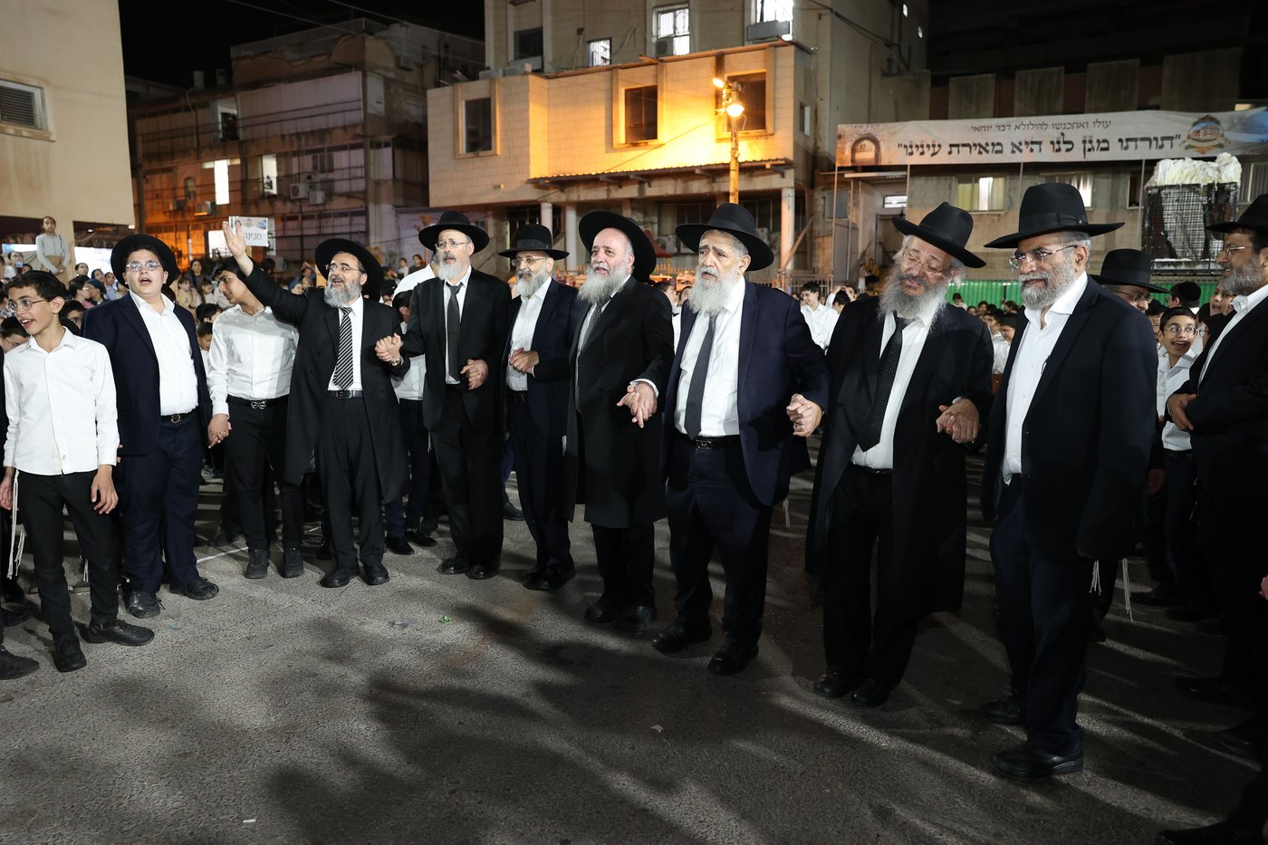 ל"ג בעומר בת"ת שתילי זיתים