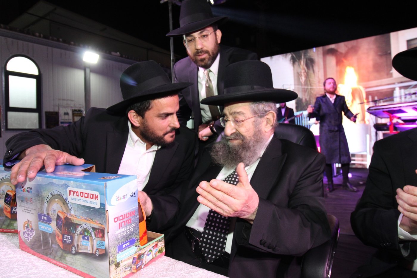 ההדלקה המרכזית בחמדת שמעון