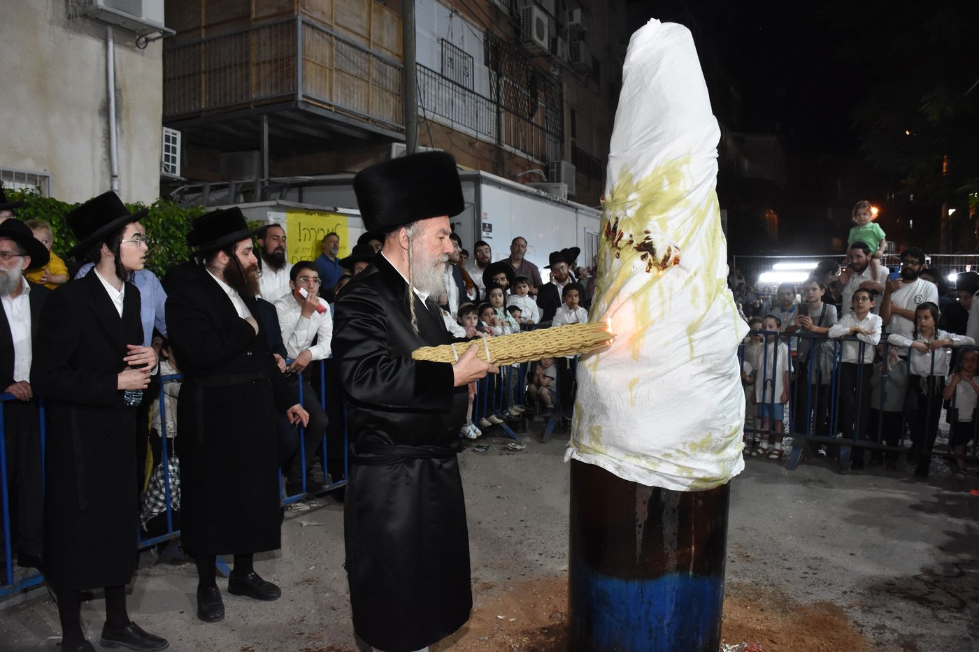 ל"ג בעומר בחצה"ק אשלג