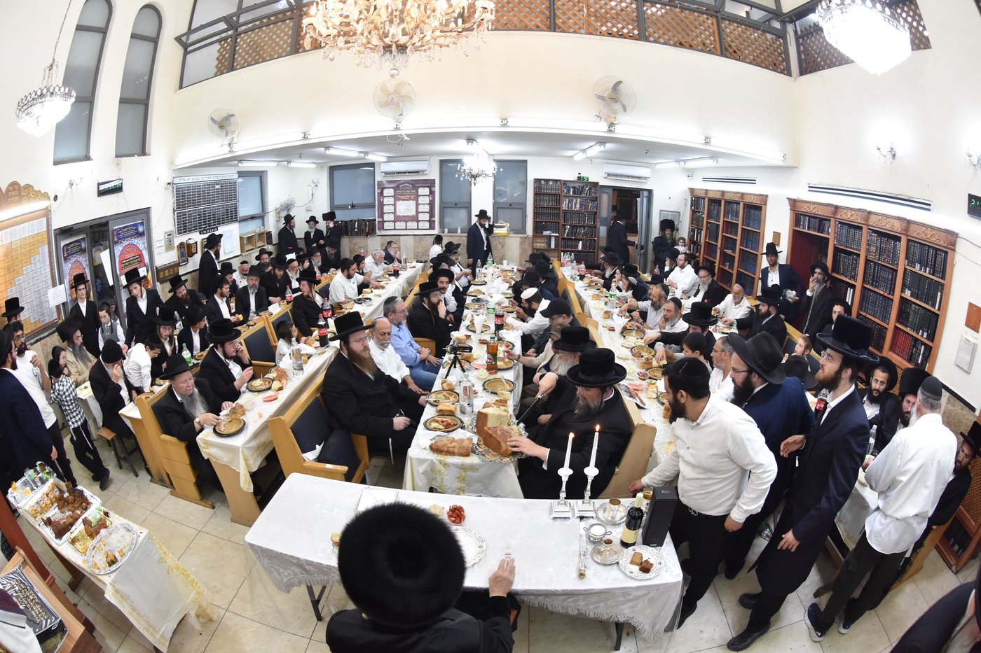 ל"ג בעומר בחצה"ק אשלג