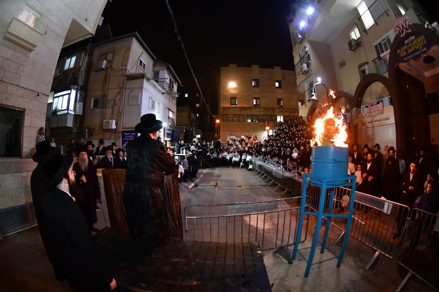 ל"ג בעומר בחצה"ק שבט הלוי