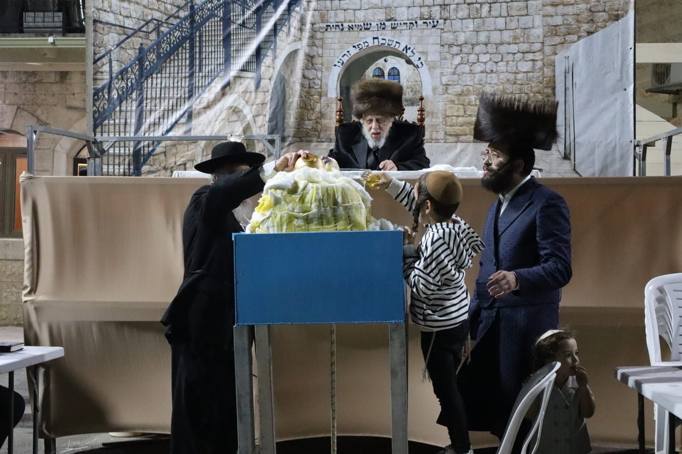 ל"ג בעומר בחצה"ק קופיטשניץ
