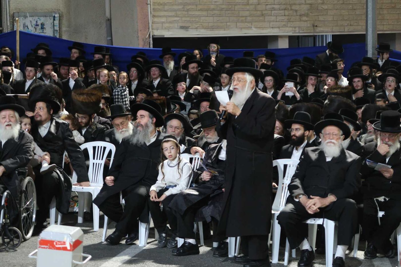 ל"ג בעומר בחצה"ק סערט ויז'ניץ