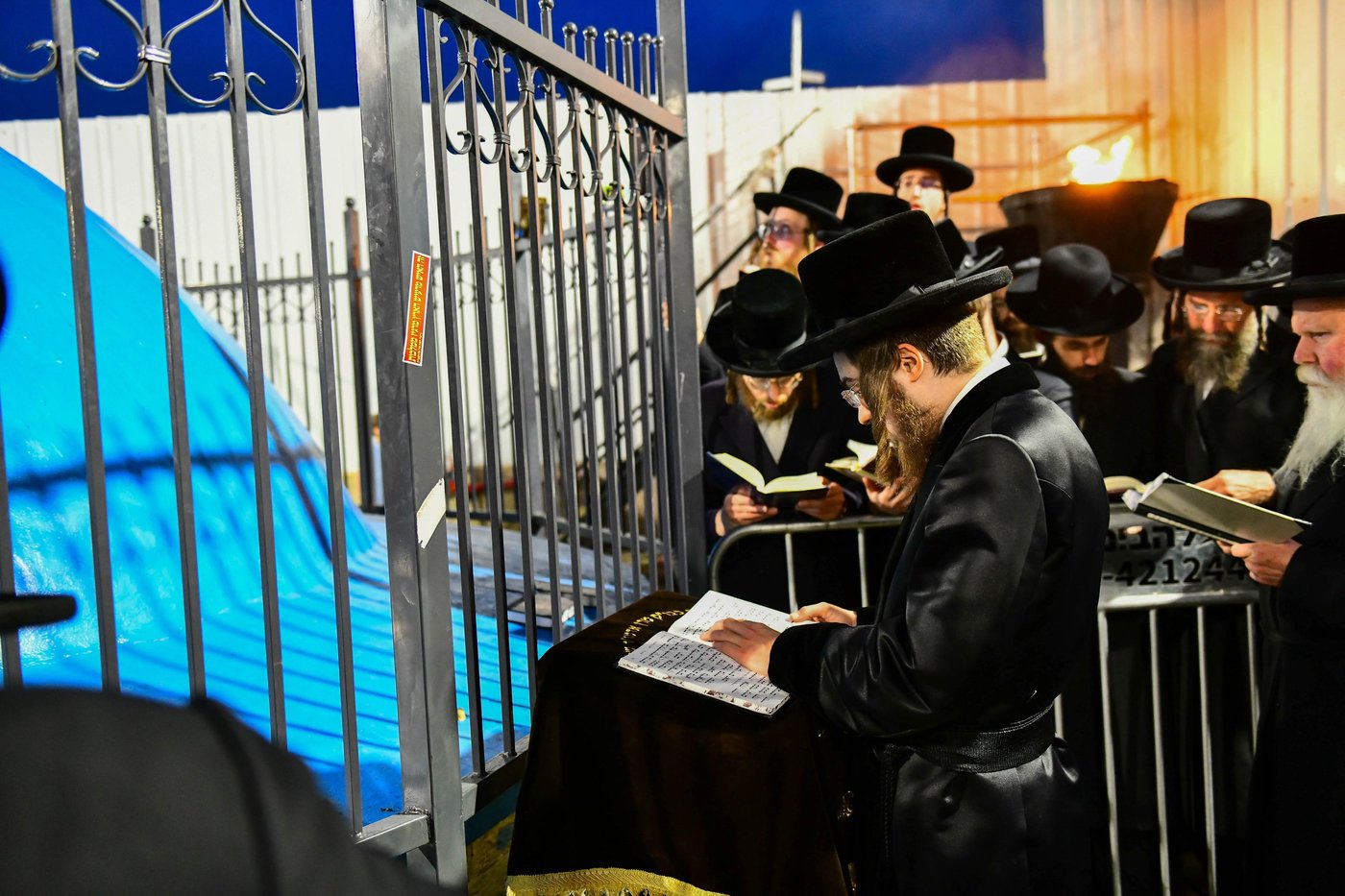 האדמו"ר מסאדיגורה באתרא קדישא מירון