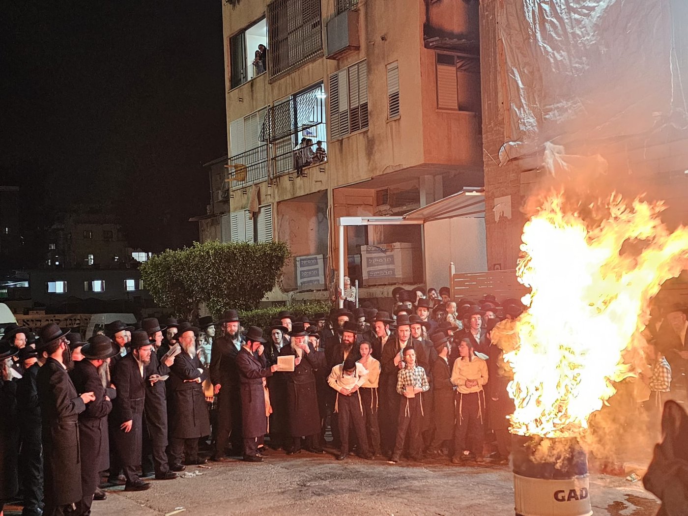 ל"ג בעומר בחצה"ק סטריקוב