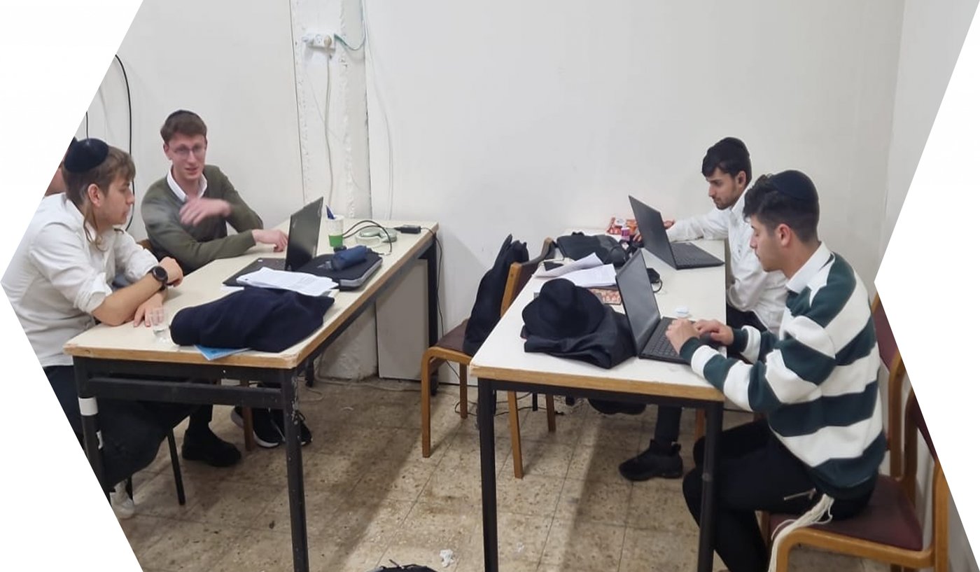 "תורה עם דרך ארץ זו לא סיסמה מבחינתנו, זו שיטת חיים"
