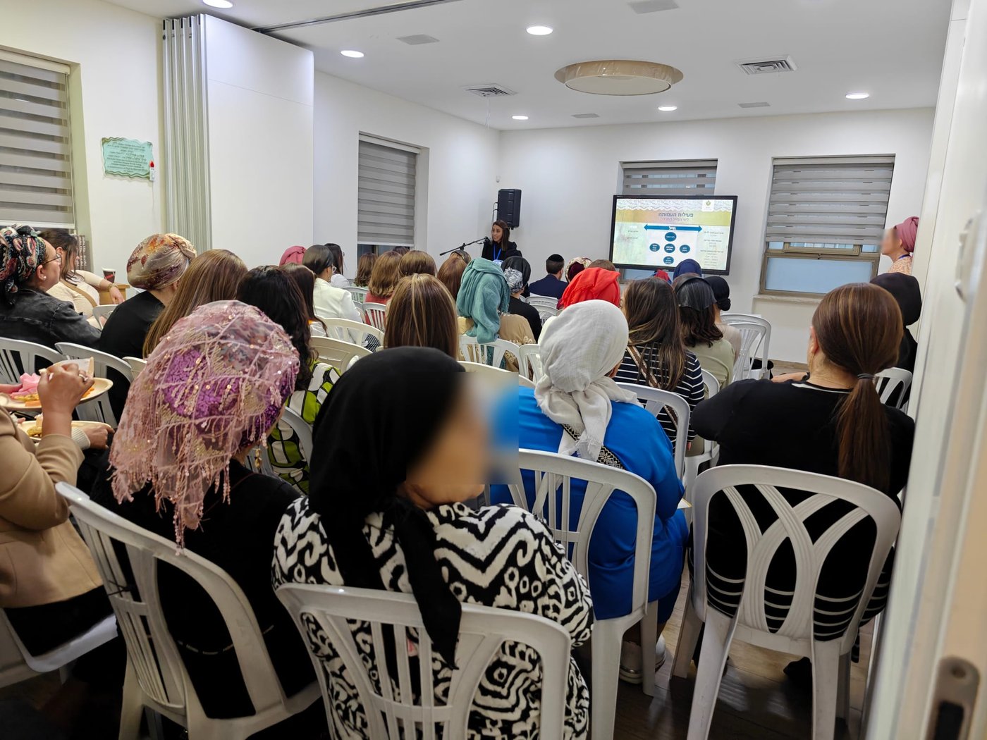 עשרות אימהות חרדיות לחיילים בצה"ל בערב חיזוק