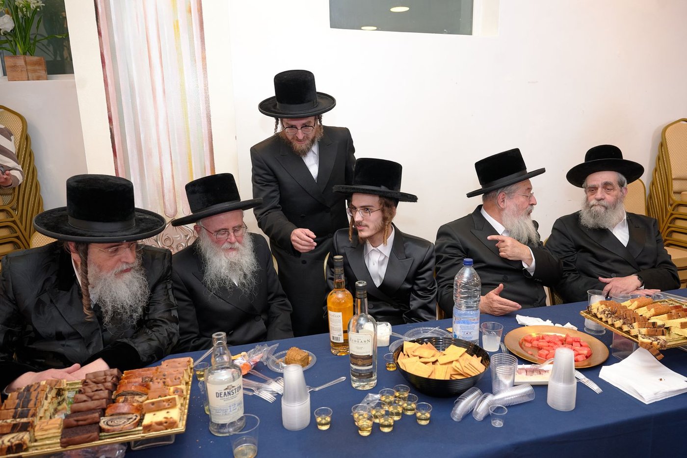 שמחת בית סלאטפינא, טשענגער, מודז'יץ, ליזענסק