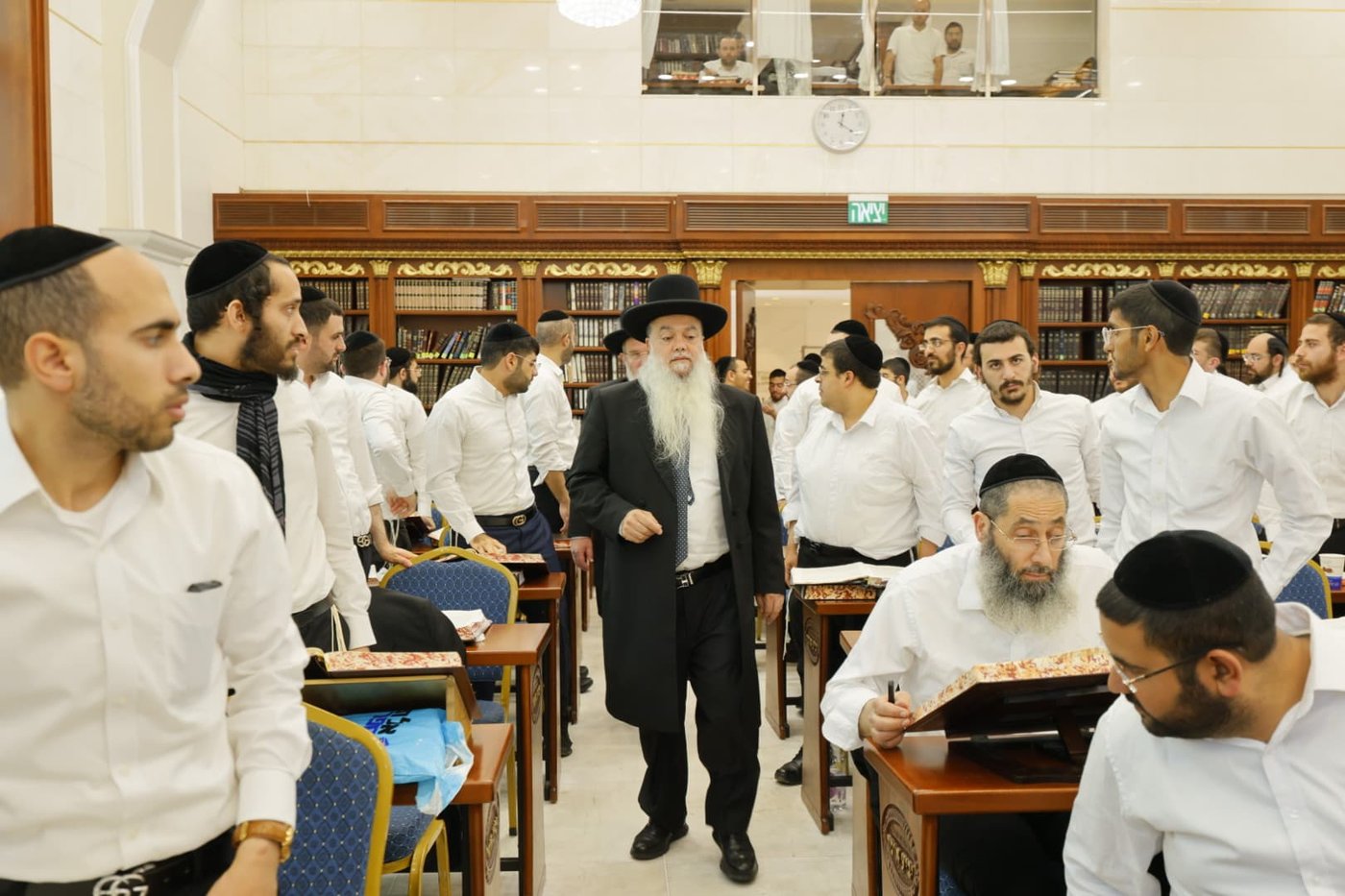 הגר"ק בר בביקור במוסדותיו של הגר"י כהן