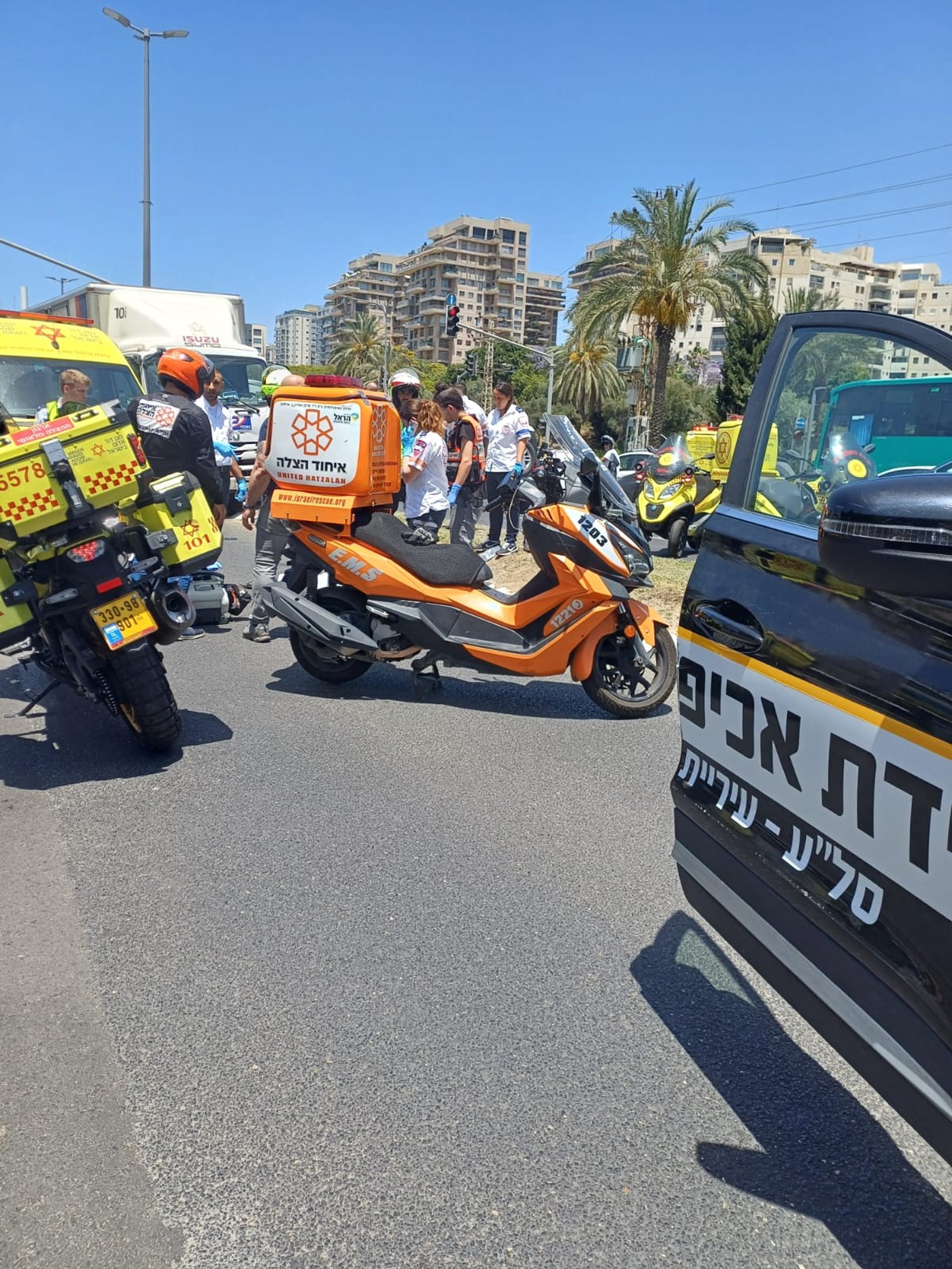 הזירה הקשה