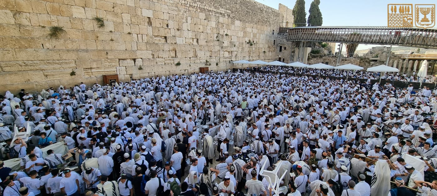 יום ירושלים ברחבת הכותל המערבי