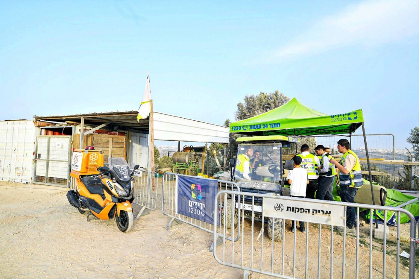 מראות ההילולא בקבר שמואל הנביא