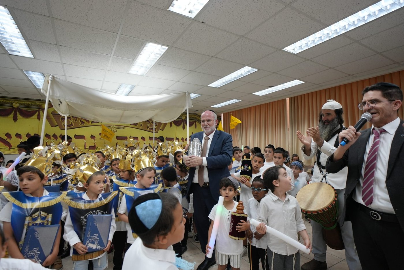 מסיבת חומש בתלמוד תורה 'נר שמואל'