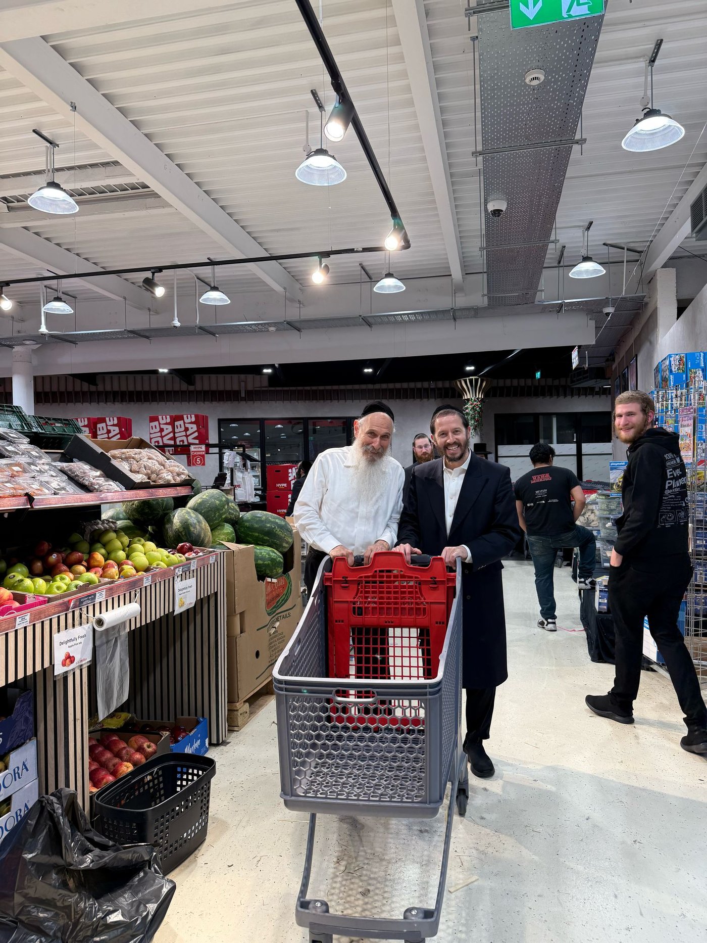 זופניק בכיכר | כל התמונות, הנייעס והחשיפות של השבוע