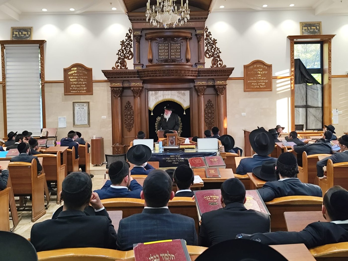 הגאון רבי מתתיהו דייטש בשיחת חיזוק בישיבת לב אליהו