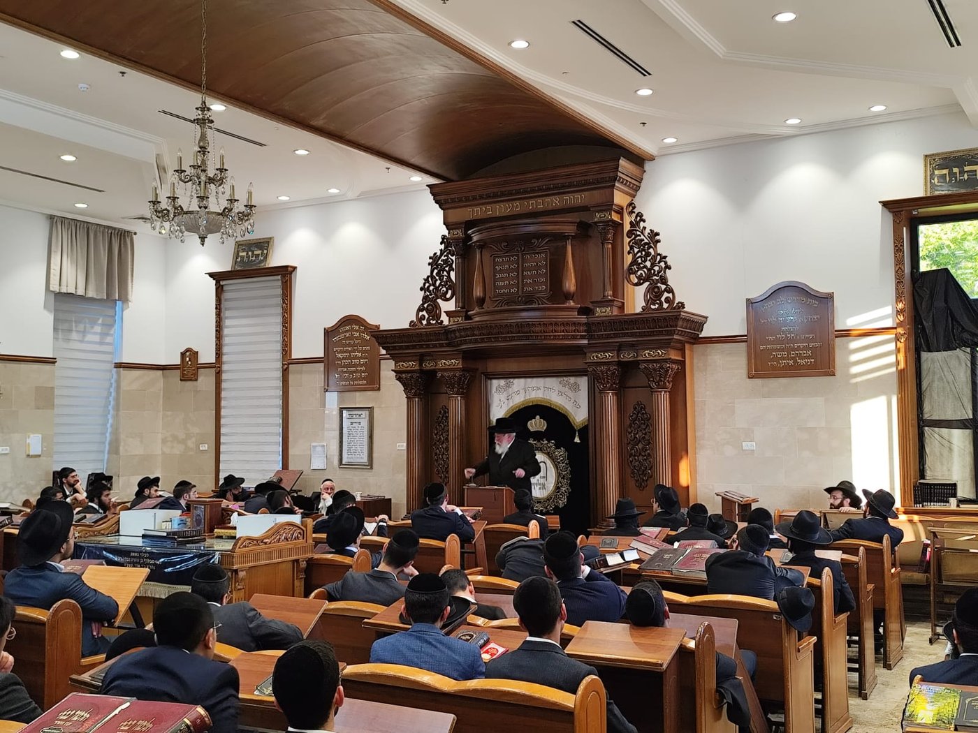 הגאון רבי מתתיהו דייטש בשיחת חיזוק בישיבת לב אליהו