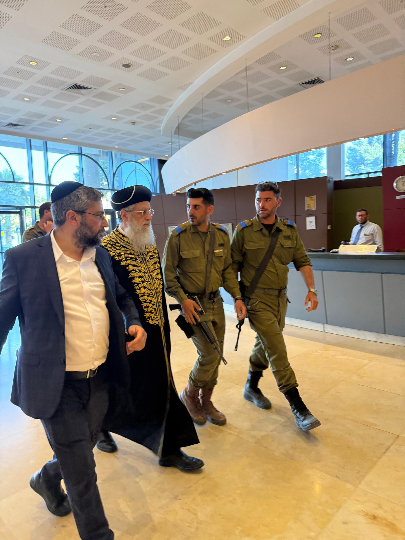 זופניק בכיכר | כל התמונות, הנייעס והחשיפות של השבוע