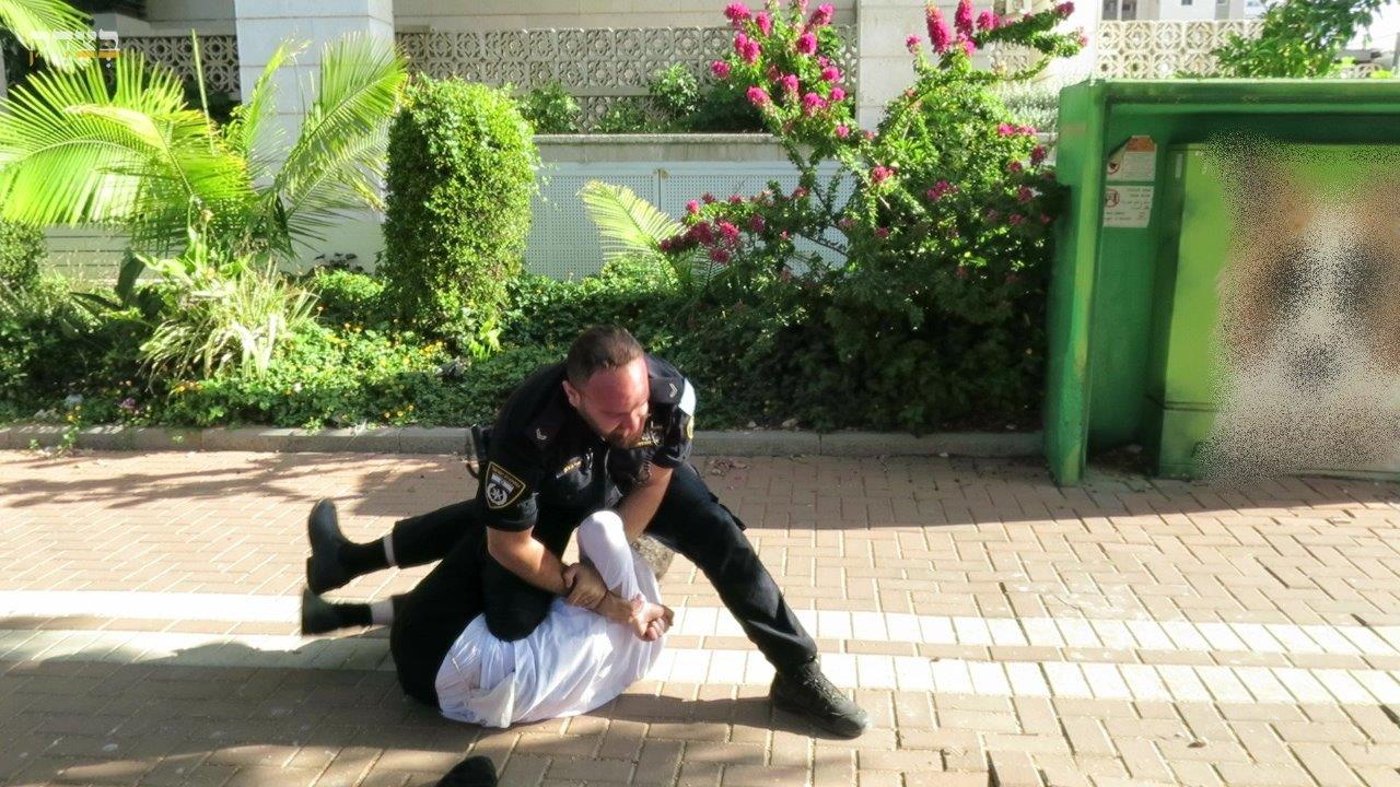 ההפגנות הסוערות ביהוד