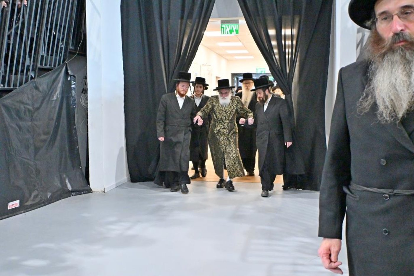 ערב ר"ח סיון בחצה"ק ויזניץ