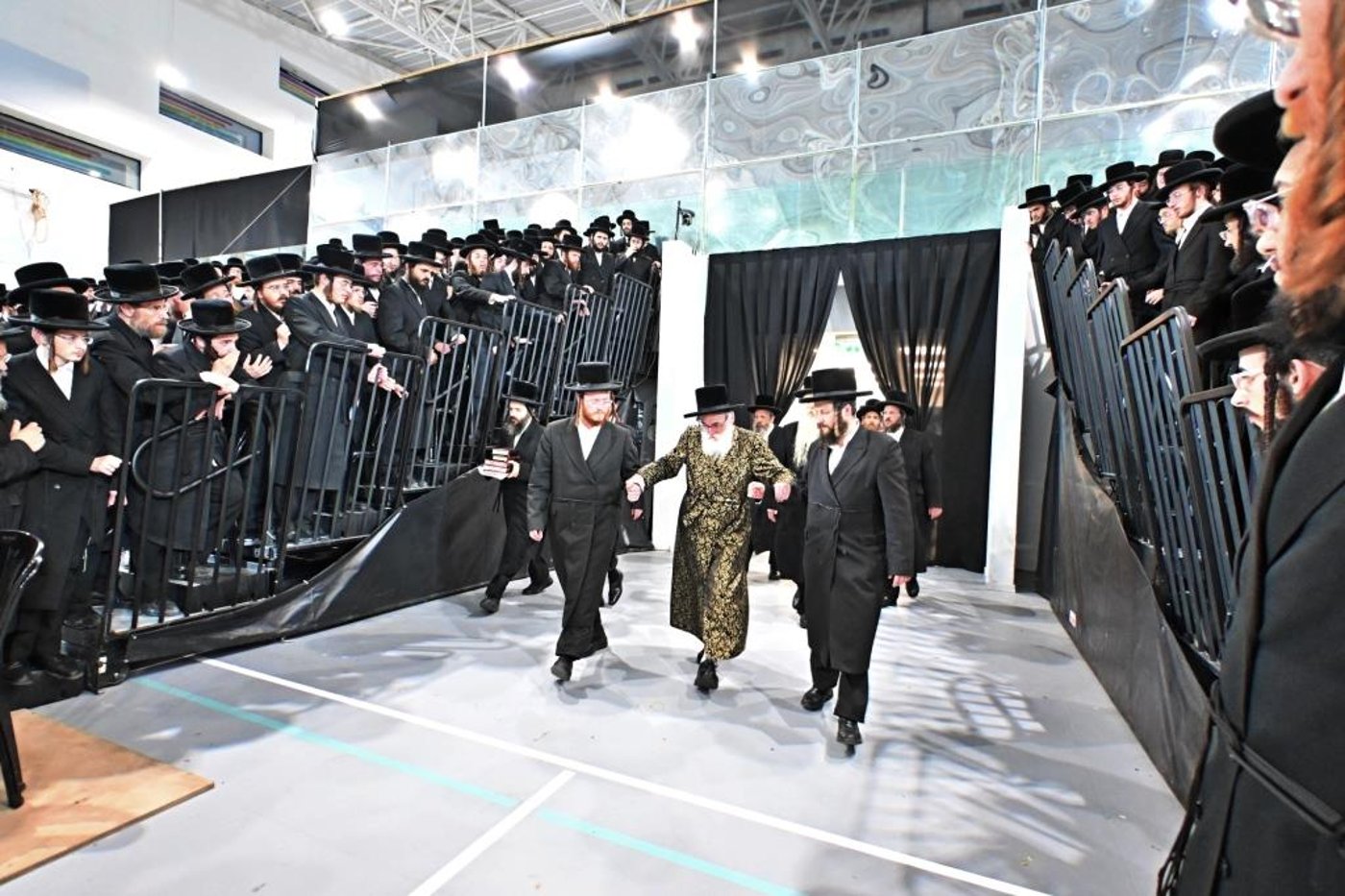 ערב ר"ח סיון בחצה"ק ויזניץ