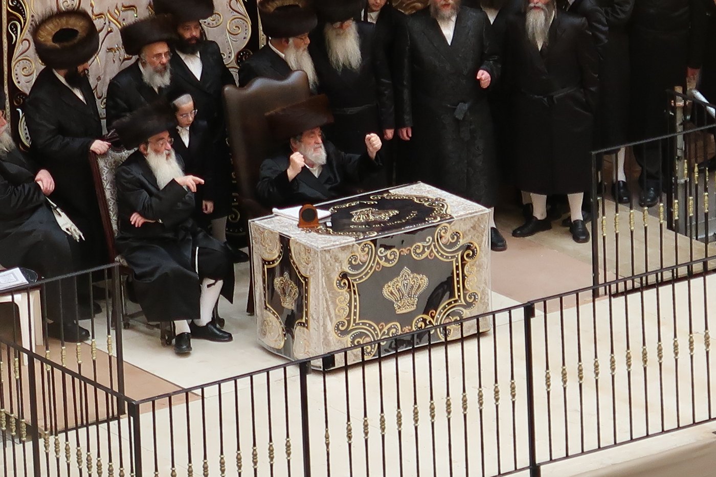 האדמו"ר מויז'ניץ בספירת העומר מ"ט בעומר