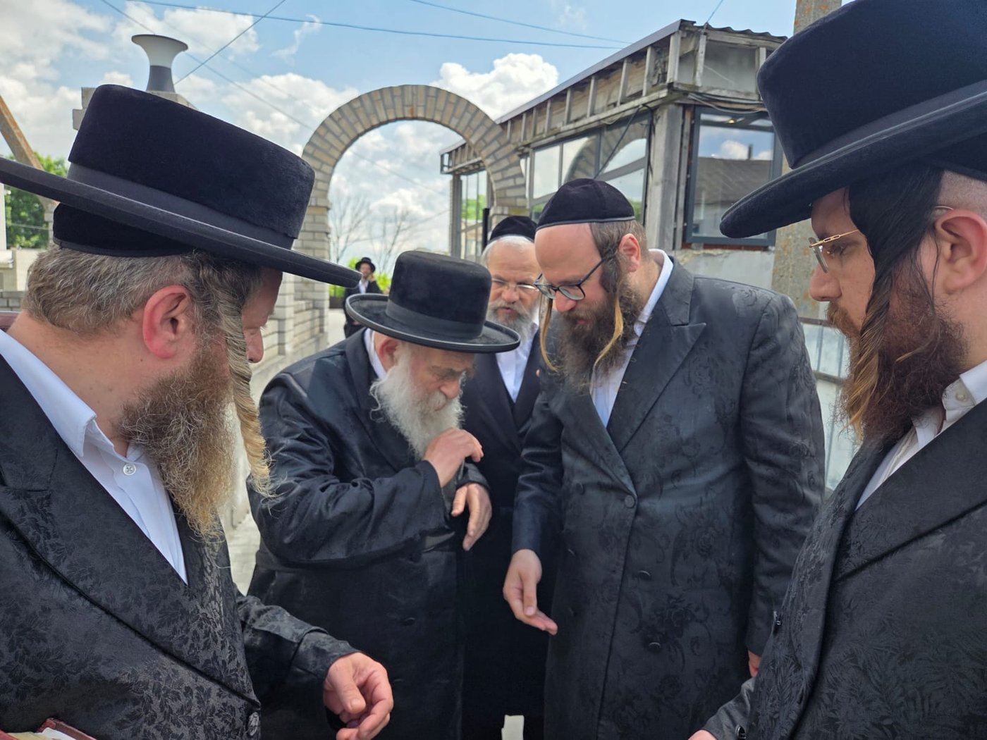 גאב"ד מאקאווא באוקראיינה
