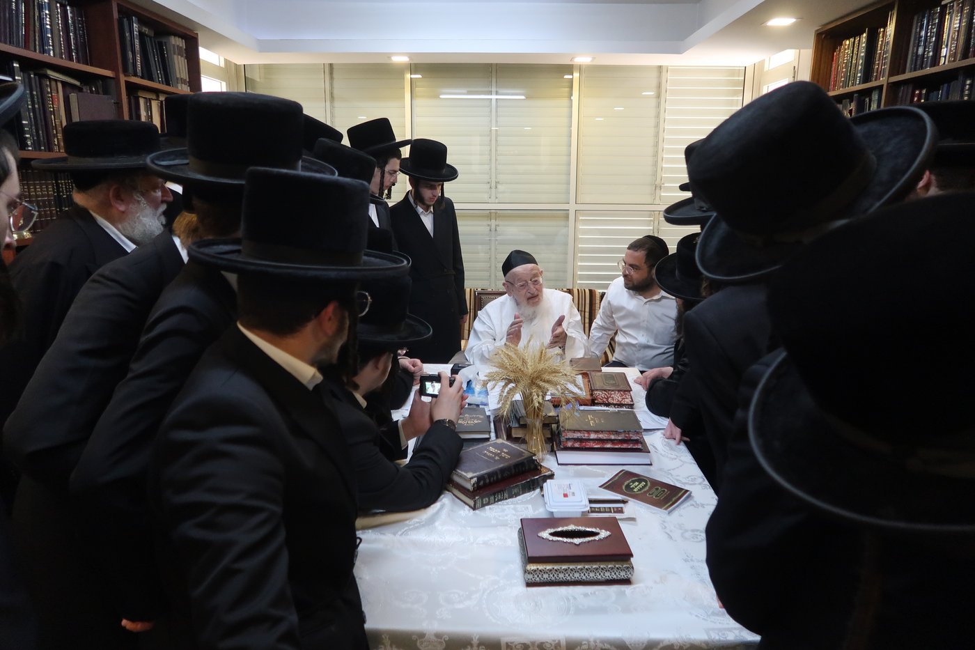 תלמידי ישיבת פיטסבורג אצל הגרמ"צ ברגמן