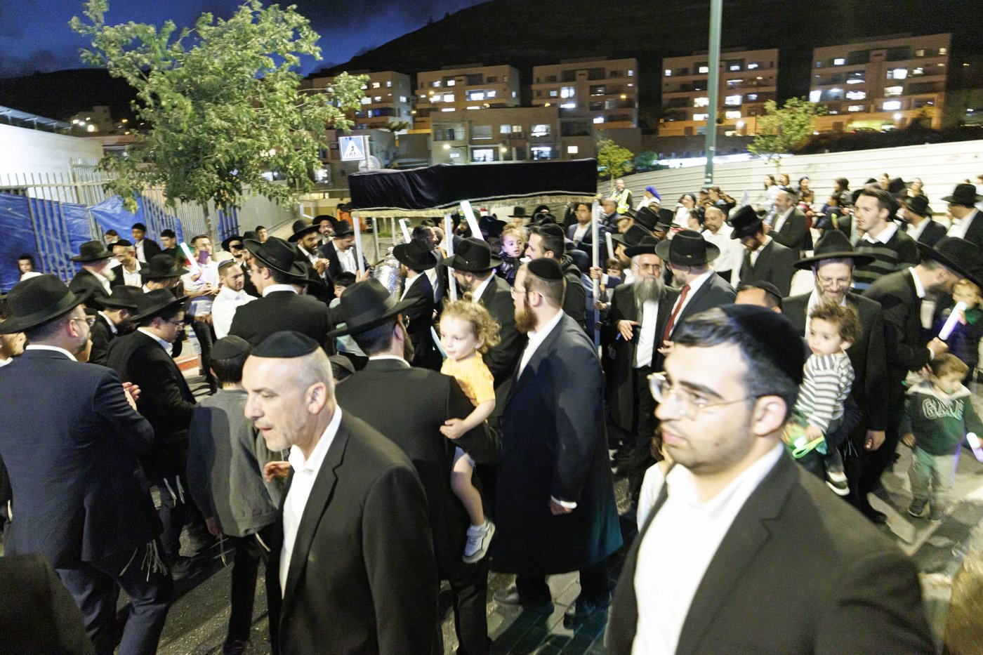 הכנסת ספר תורה, וחנוכת הבית לבית המדרש "חזון עובדיה" בגבעת זאב