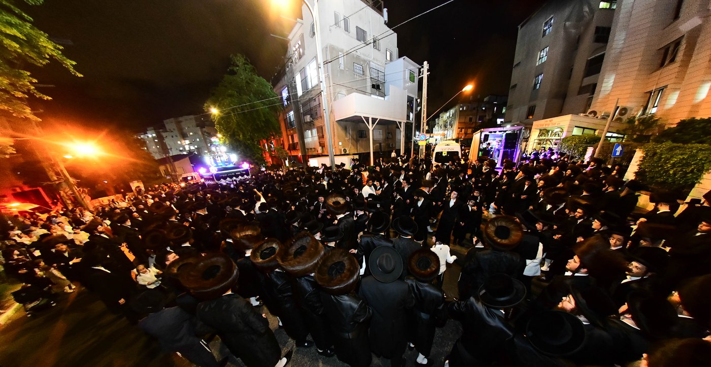 הכנסת ס"ת בנדבורנה