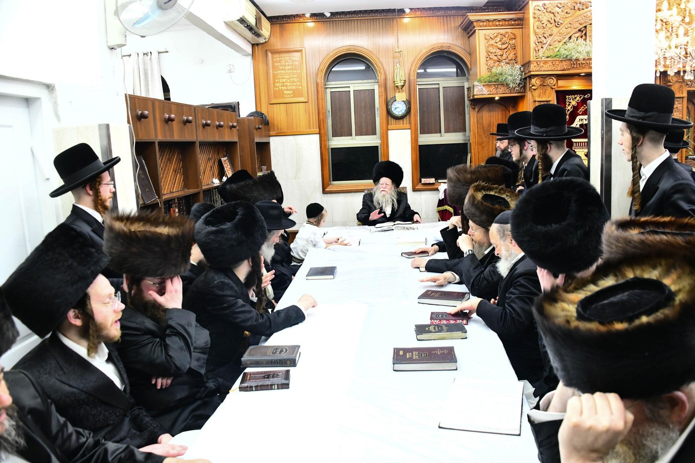 נעילת החג בחצה"ק קוזמיר