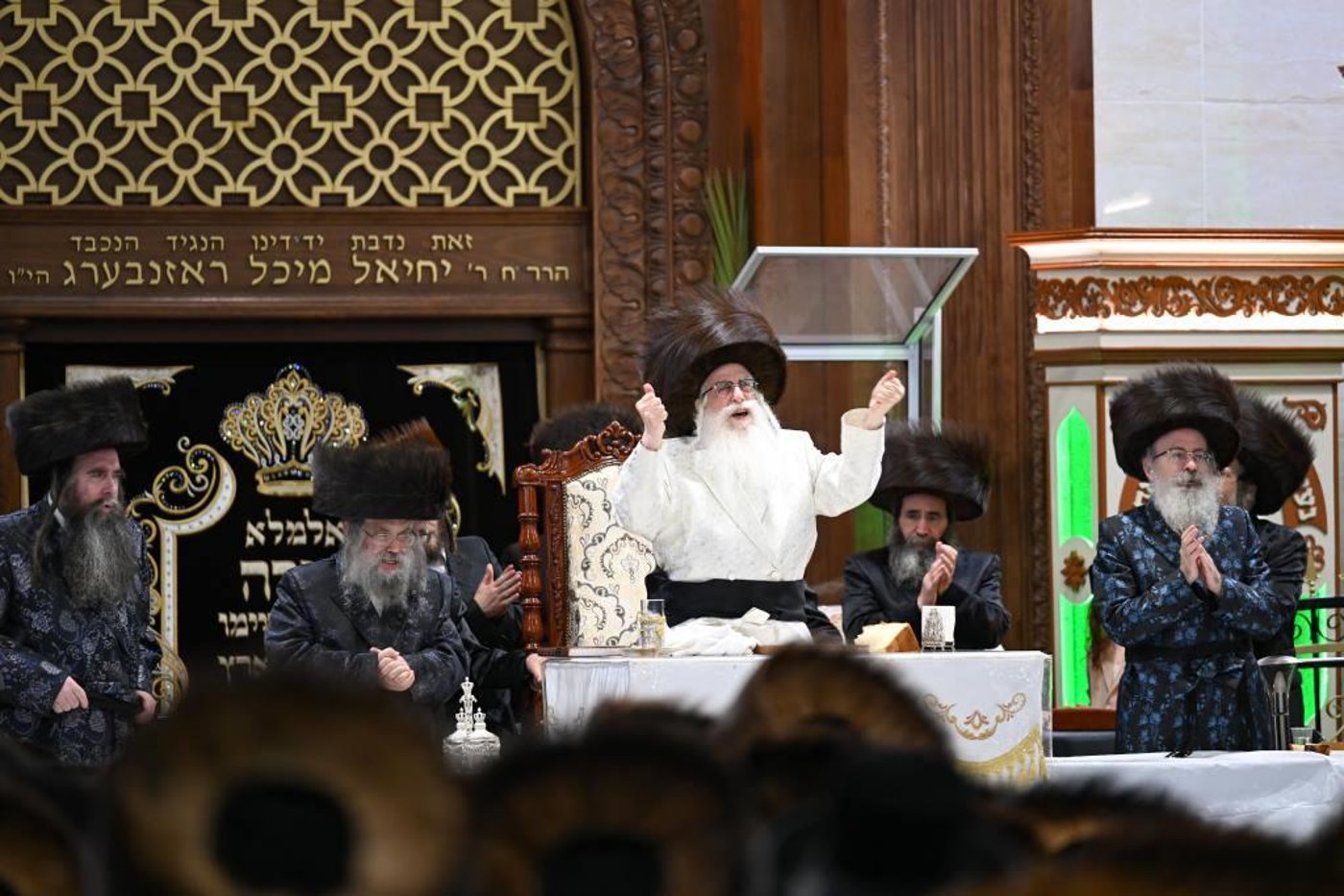 חג השבועות בחצה"ק צאנז