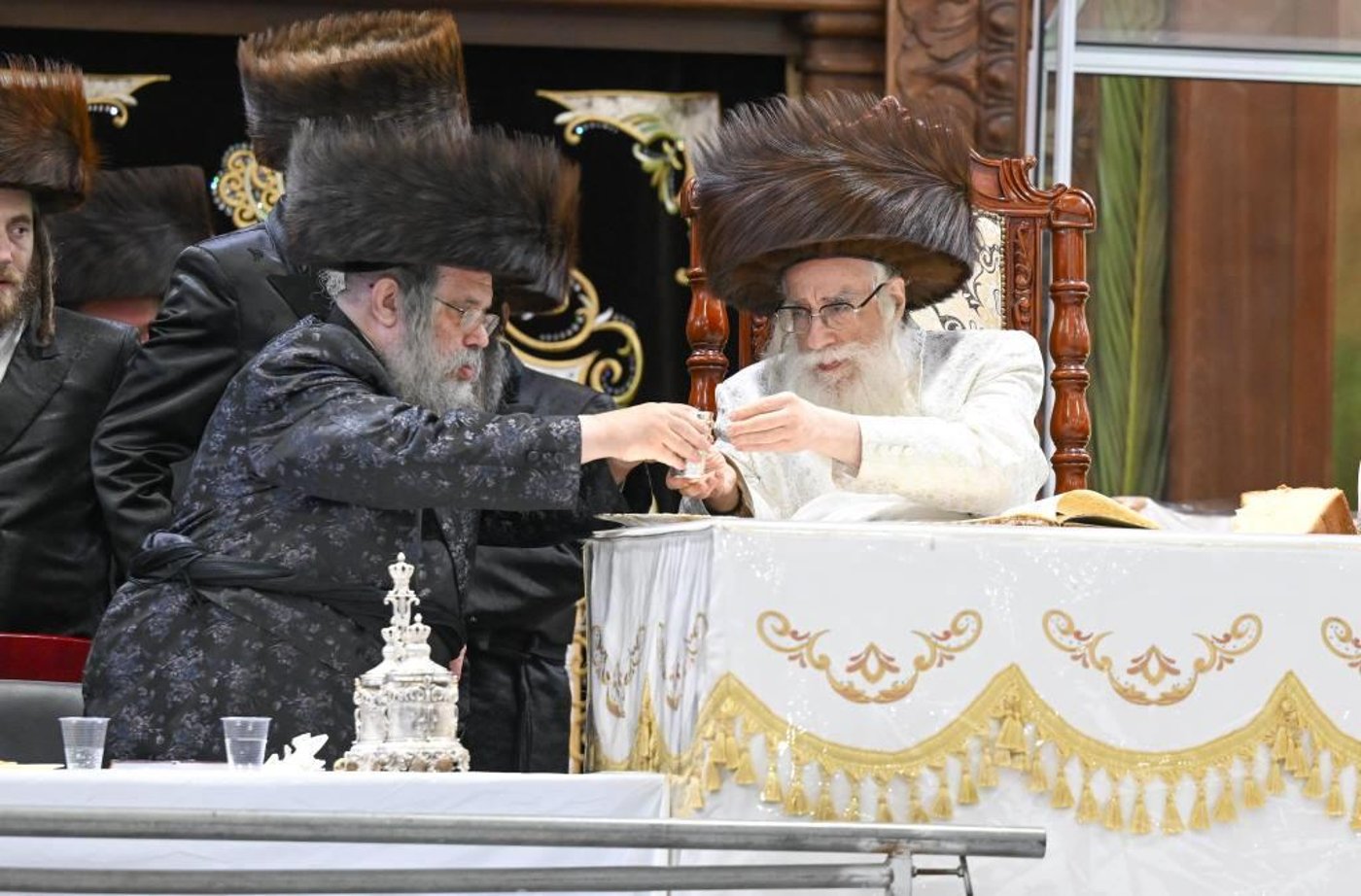 חג השבועות בחצה"ק צאנז
