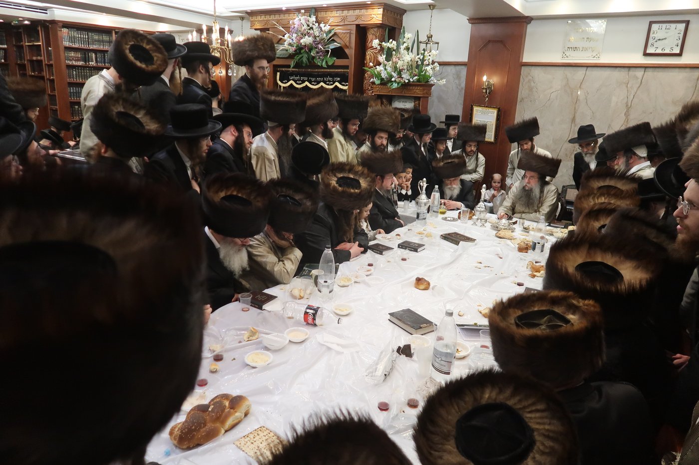 נעילת החג שבועות בחצה"ק לעלוב ירושלים